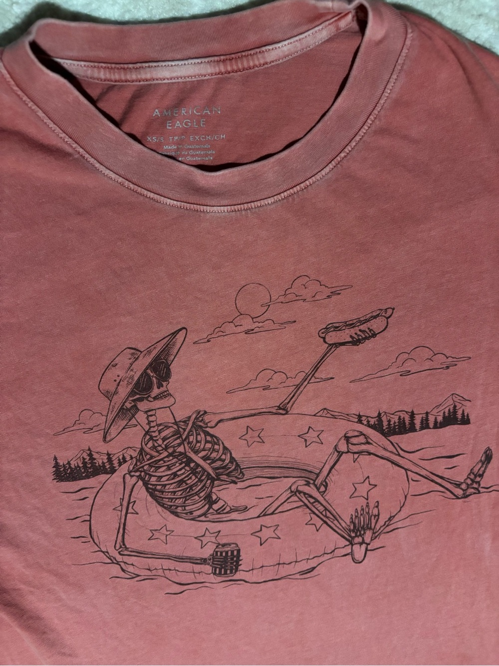 American Eagle Graphic Short Sleeved Washed Style Red Baggy T-Shirt Size XS/S